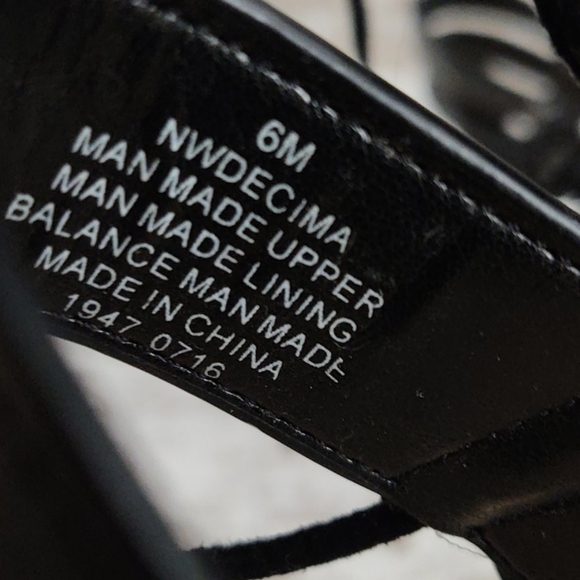 Like New Nine West Black Gladiator Sandal - Picture 14 of 14